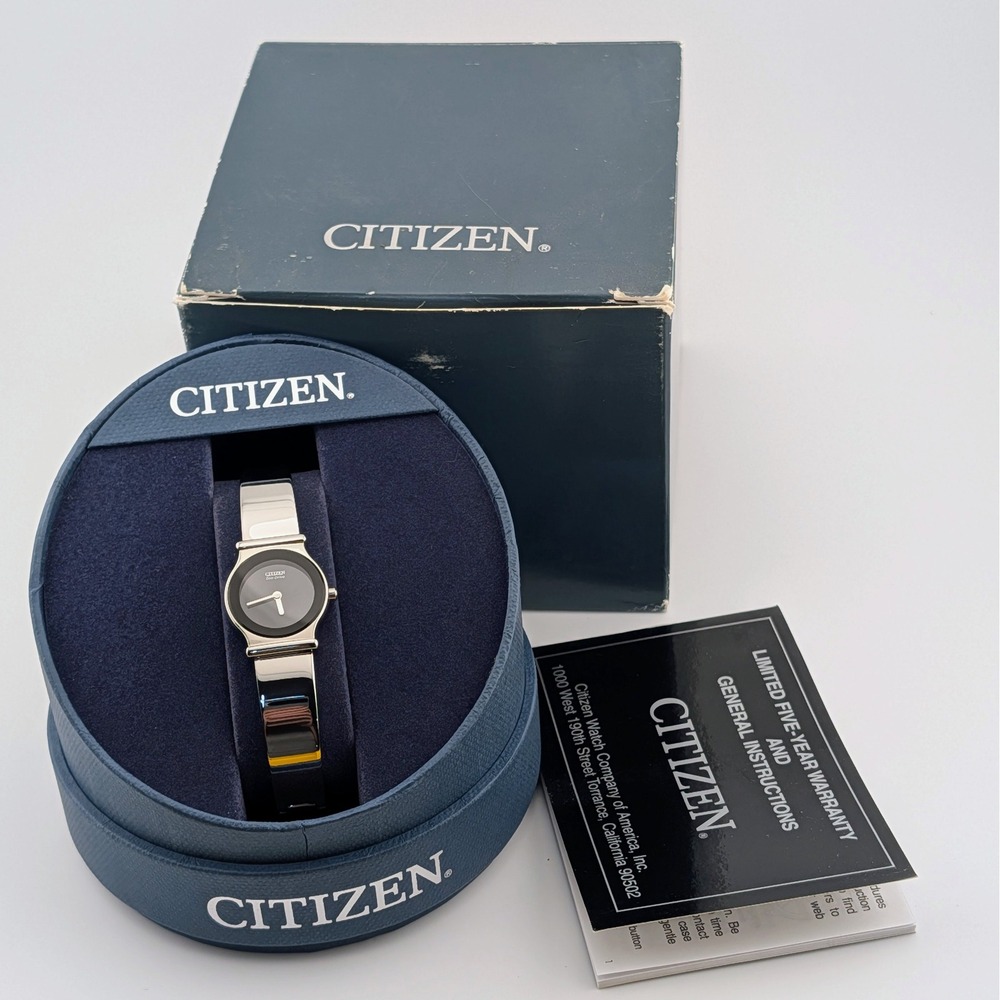 Citizen Eco-Drive B023-S053188 Black Dial Silver-tone Watch Box Papers 22mm 7"
